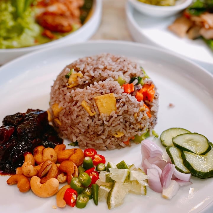 photo of Bangkok Jam Great World City OnlyEg Olive Fried Rice shared by @veggiexplorer on  24 Nov 2022 - review
