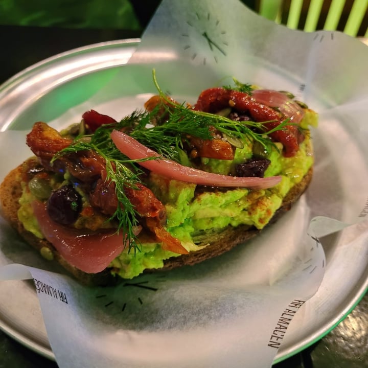 photo of Fifi Almacén Avo Toast shared by @camreggae on  12 Sep 2021 - review