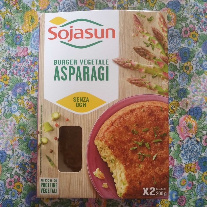 photo of Sojasun Burger Vegetale Asparagi shared by @artemide on  16 Mar 2022 - review