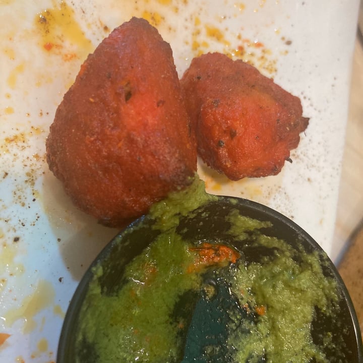 photo of Gokul Raas Vegetarian Restaurant Chicken tikka starter shared by @samtoomer on  30 Jul 2020 - review