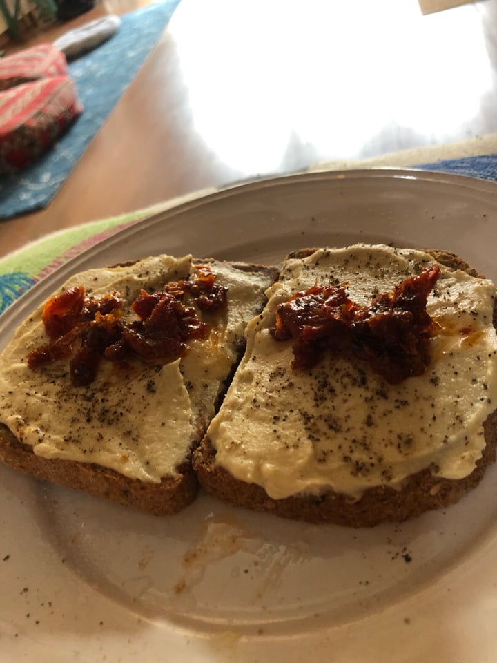 photo of The Moon Sundried Tomato Humus On Toast shared by @nathz on  09 Nov 2019 - review