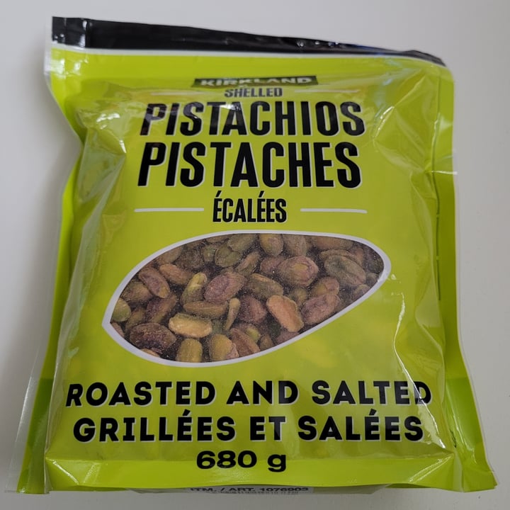 photo of Kirkland Signature Shelled Pistachios shared by @martyna89 on  30 Mar 2022 - review