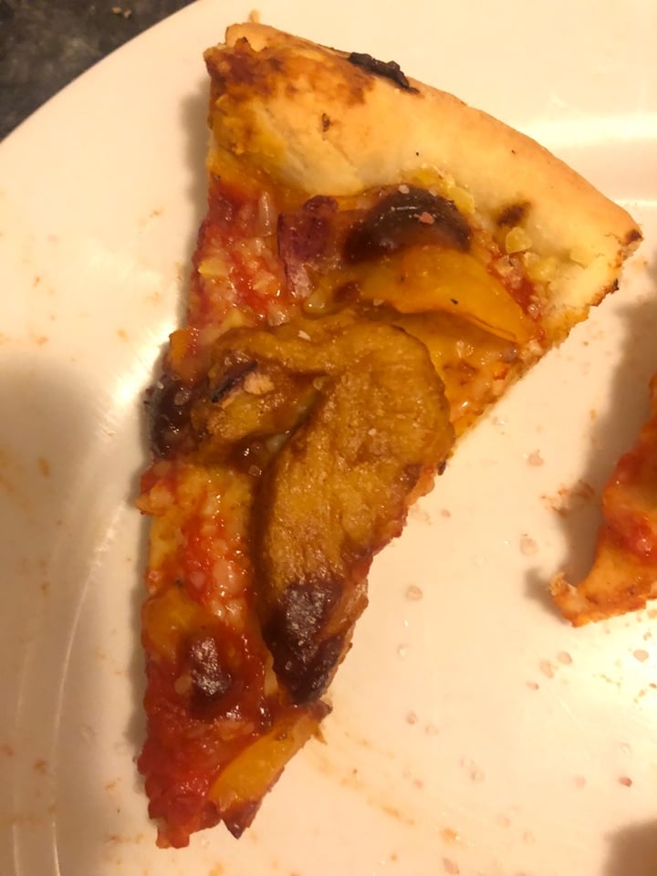 review photo of Fry's Family Food Smoky BBQ Wood Fired Pizza shared by @marchesivegan on 09 Jan 2020 - review