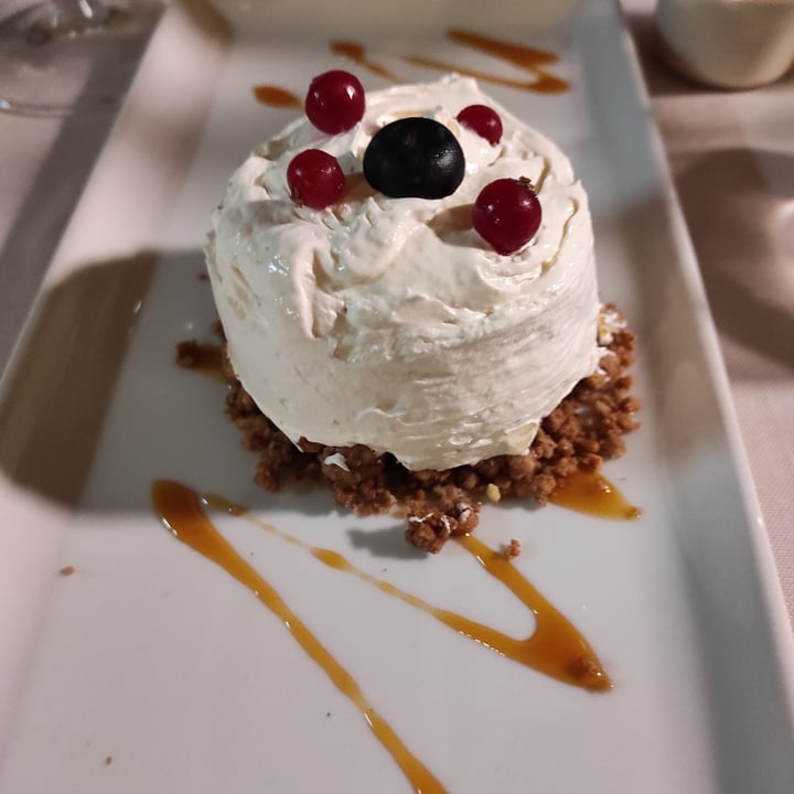 review photo of Pesto di Pistacchio Semifreddo al mango con croccante shared by @fedges on 05 Dec 2022 - review