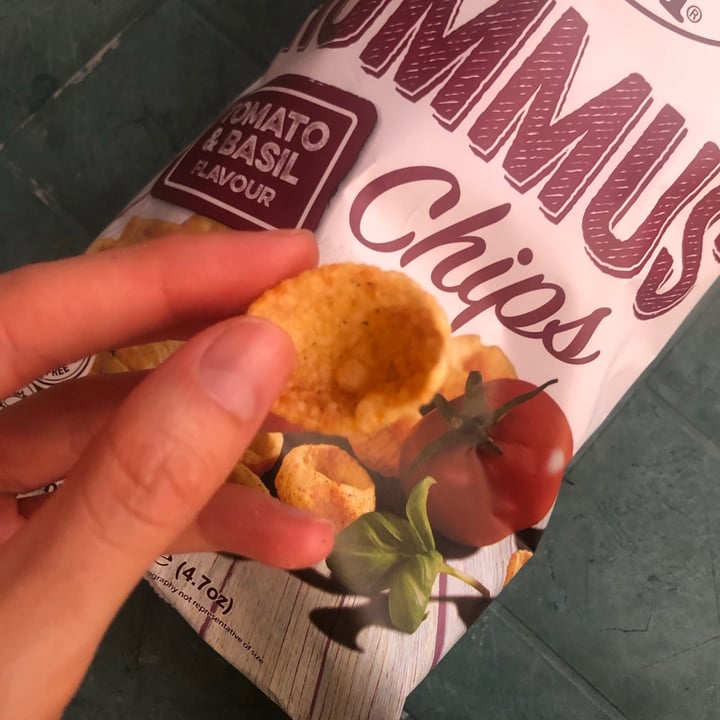 photo of Eat Real Hummus Chips shared by @hellohappyvegan on  13 Aug 2021 - review