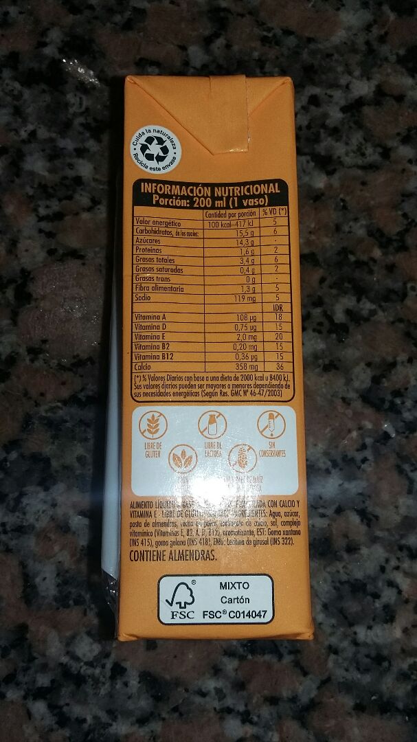 review photo of Cocoon Bebida de Almendras sabor Chocolate shared by @angie93 on 24 Mar 2020 - review