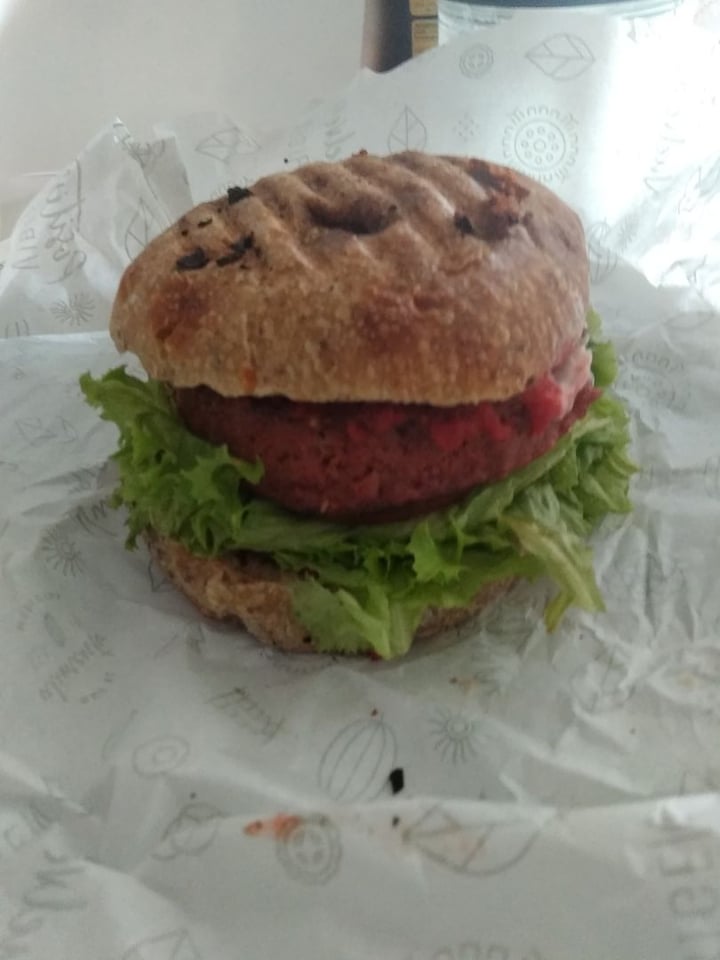 photo of Primal Foods Alimentación Saludable Beyond Burger shared by @omarchelechg on  19 Apr 2020 - review