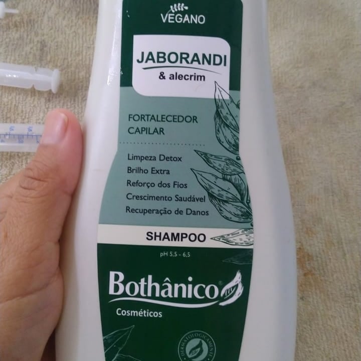 photo of Bothânico Shampoo Fortalecedor Capilar shared by @renatofelipe on  12 May 2022 - review