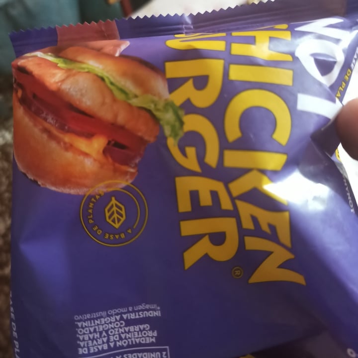 review photo of NotCo Not Chicken Burger shared by @diegokero on 07 Dec 2021 - review