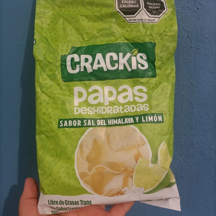 review photo of Crackis Papas Deshidratadas sabor Sal y Limón shared by @valevegan8a on 31 Jan 2022 - review