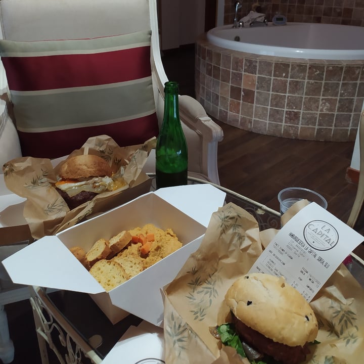 review photo of La Capital Hummus Y Burguer Beyond shared by @merx on 20 Jul 2021 - review