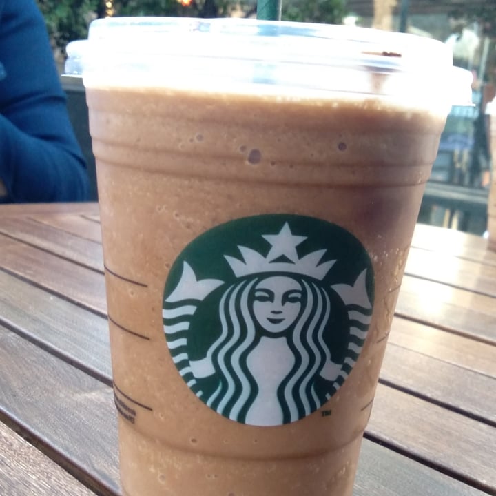 review photo of Starbucks Frappuccino Choco Avellana shared by @minaia on 31 Aug 2021 - review