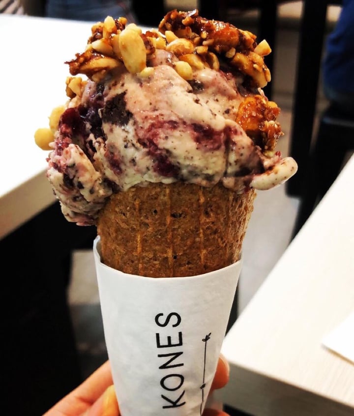 photo of Kind Kones Black Forest Ice Cream shared by @jade-alphonsine on  10 Jun 2019 - review
