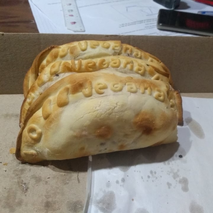 photo of Empanadas de 10 Empanadas Surtidas shared by @luanita02 on  04 Jul 2021 - review