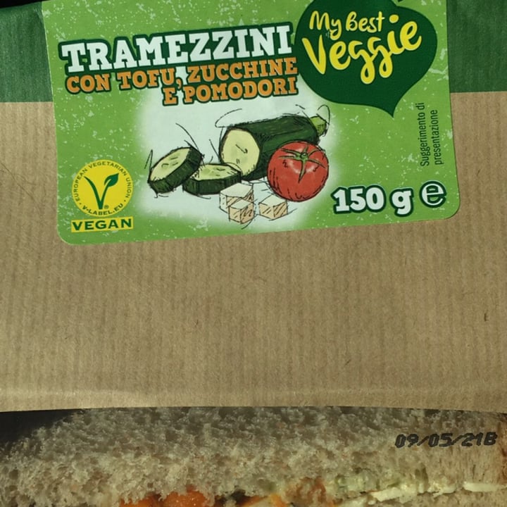 photo of My Best Veggie Tramezzini tofu, zucchine e pomodori shared by @lasabri88 on  04 Dec 2021 - review