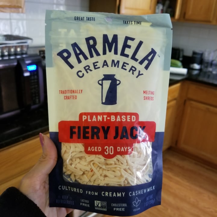 photo of Parmela Creamery Nut Cheese Pepper Jack Style Shreds shared by @lizmaselli on  17 Aug 2020 - review