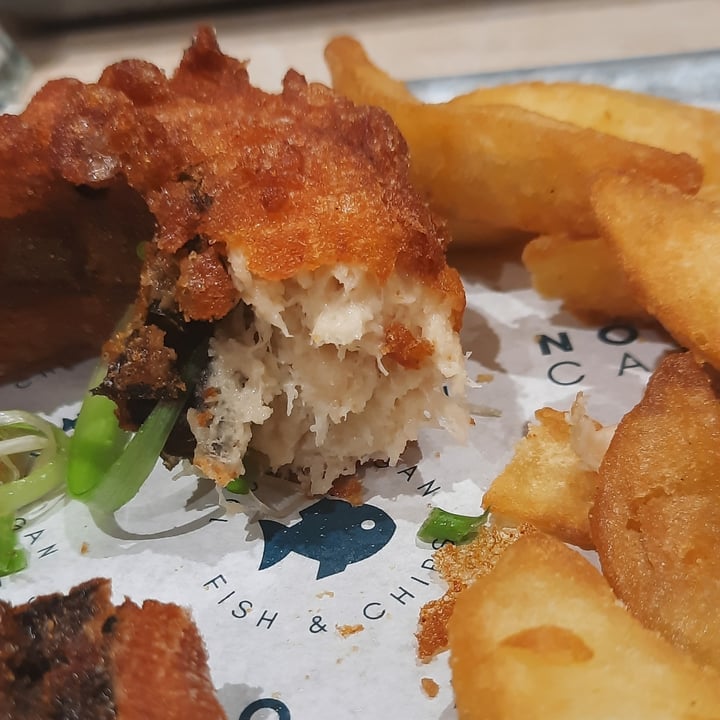 photo of No Catch Vegan cod & chips shared by @acilegna on  11 Aug 2022 - review