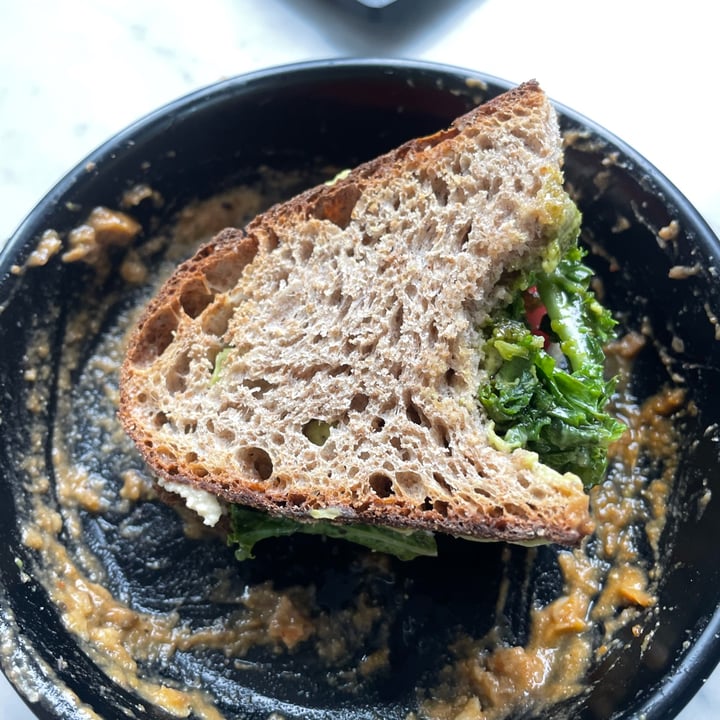 photo of Mora Mora Artz Pesto sandwich shared by @veganads on  07 Jul 2022 - review