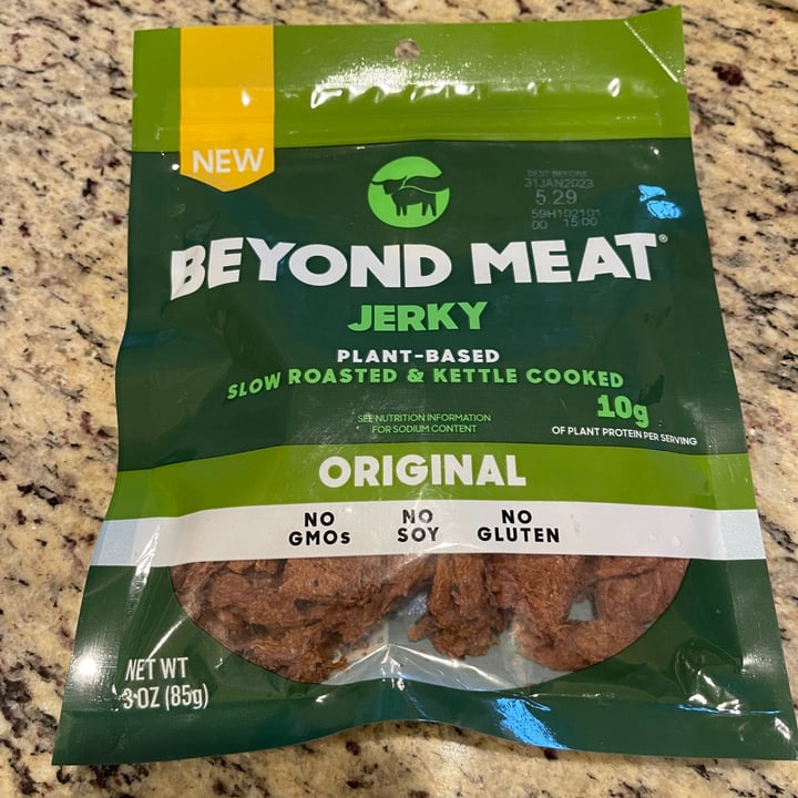 review photo of Beyond Meat Jerky Original shared by @maxh on 11 Apr 2022 - review
