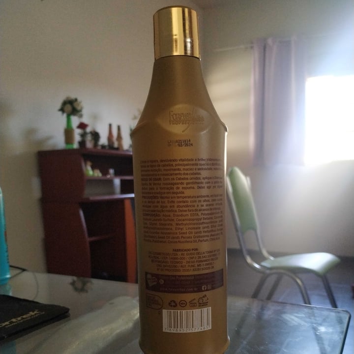 review photo of Forever liss shampoo banho de verniz shared by @prilidia on 25 May 2022 - review