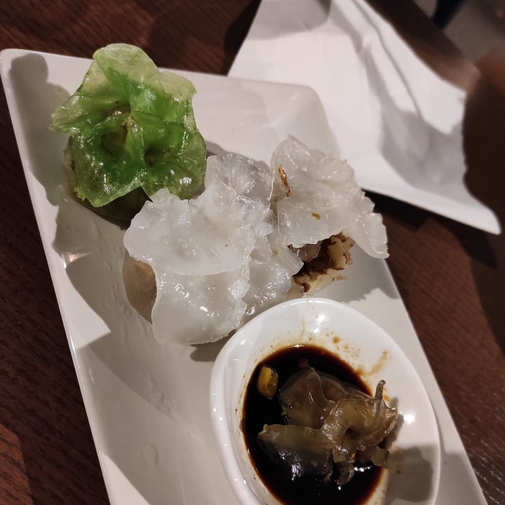 review photo of Su Guan - Chinese Veg Ravioli Al Vapore A Forma Di Fiore shared by @vioveg on 21 Aug 2021 - review