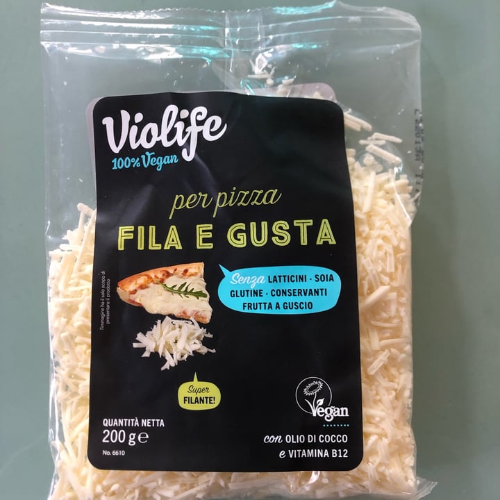 review photo of Violife Per pizza fila e gusta shared by @unamargheritavegana on 13 Mar 2022 - review