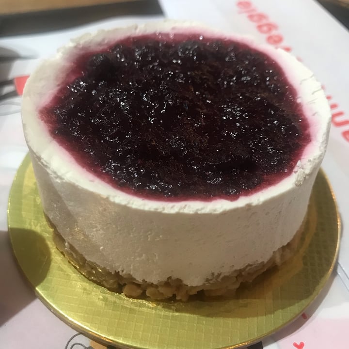 photo of Cannelle cheesecake shared by @dionis on  16 Nov 2022 - review