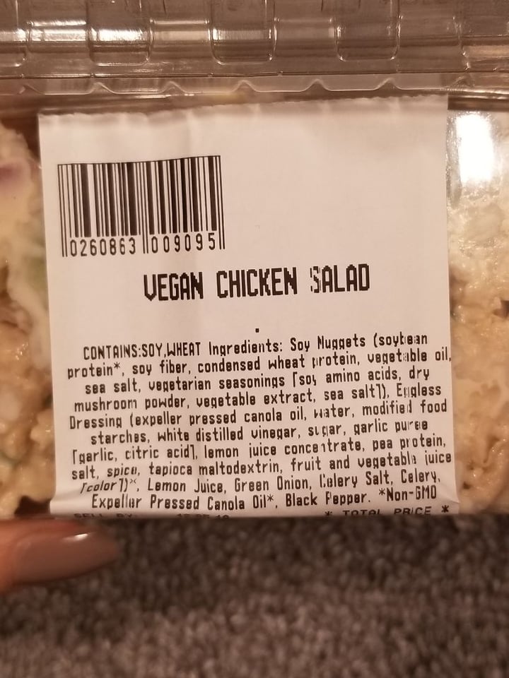 photo of Whole Foods Market Vegan chicken salad shared by @lizmaselli on  01 Dec 2018 - review