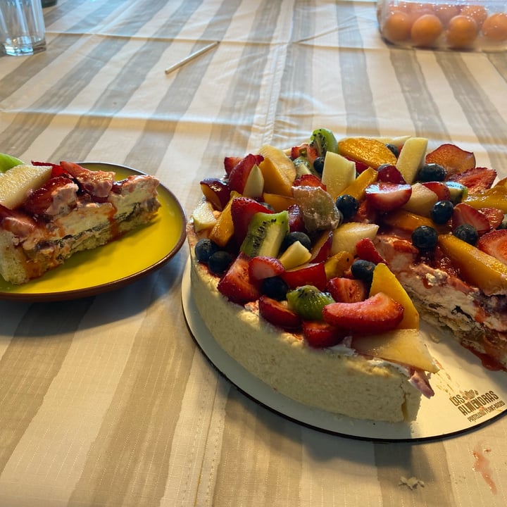 review photo of Las almendras pasteleria Las almendras shared by @deborabio on 27 Nov 2022 - review
