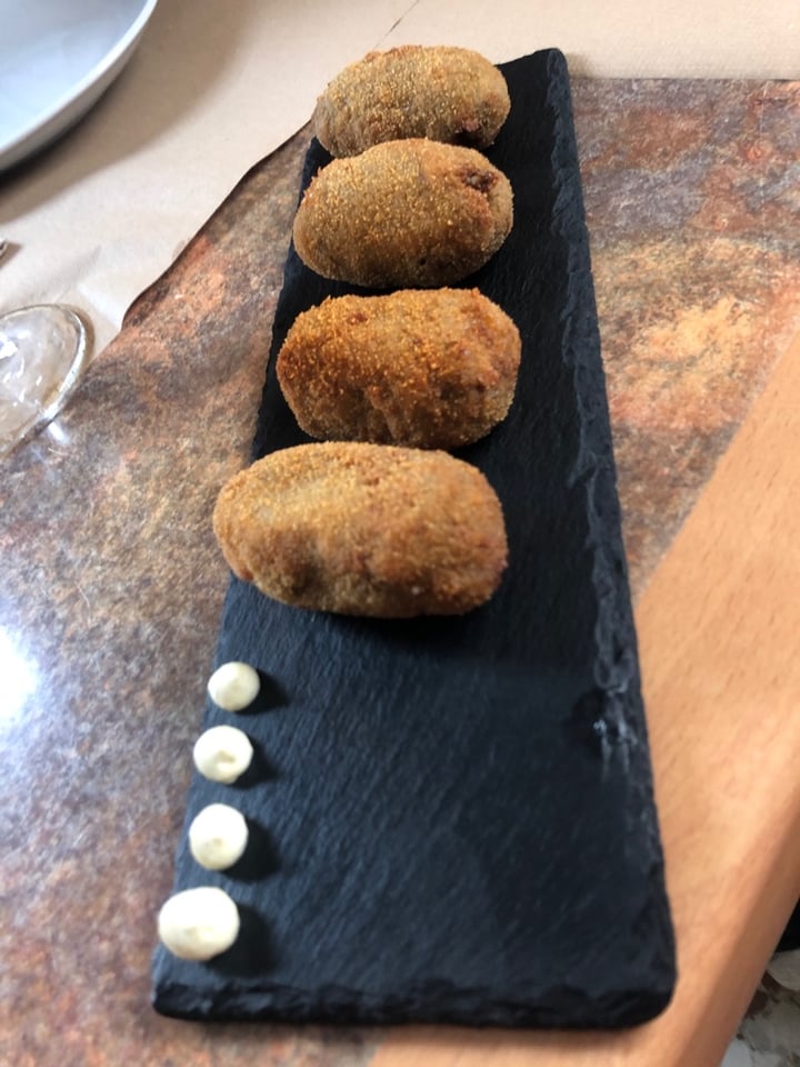 photo of Hakuna Matata Veggie Croquetas shared by @anitagmer on  31 Jan 2020 - review