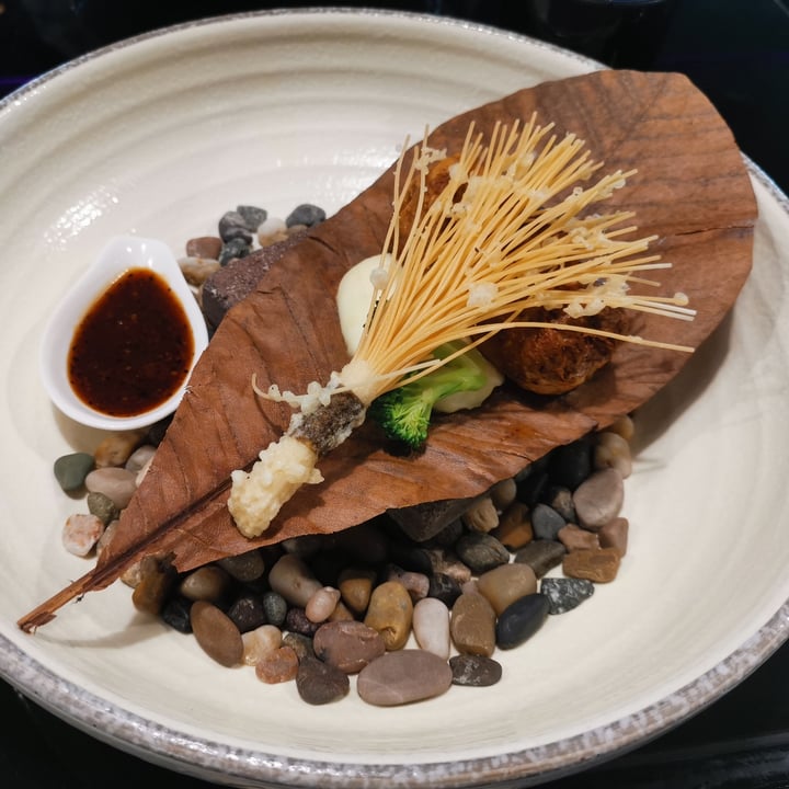 photo of Joie Grill Summer Mushroom Steak on “Pu-Ye” Hot Stone shared by @halystone on  27 Oct 2020 - review