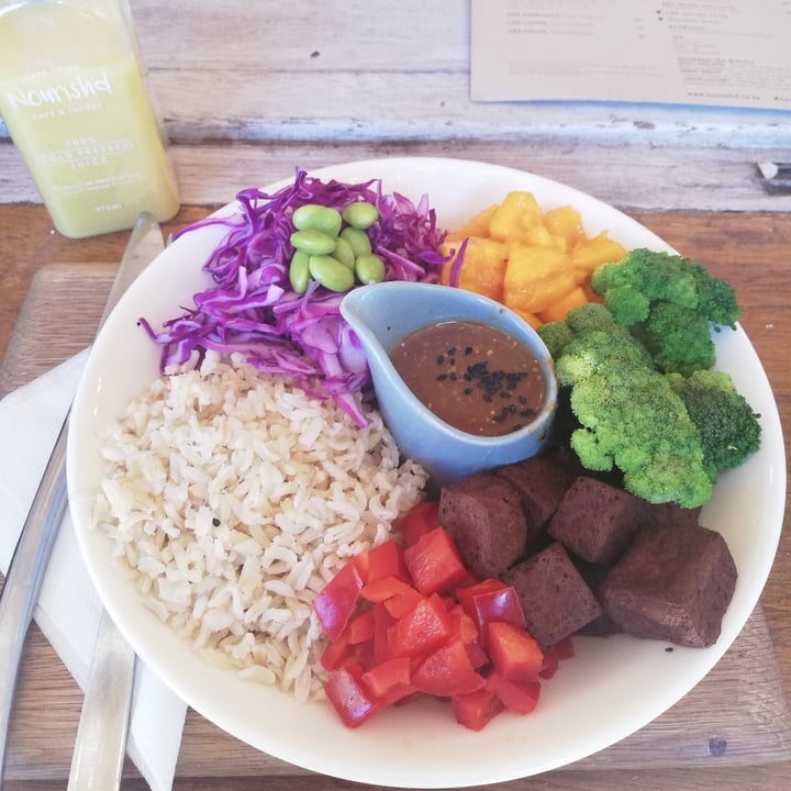 review photo of Nourish'd Café & Juicery Galaxy Bowl shared by @lynn4plants on 17 Apr 2022 - review