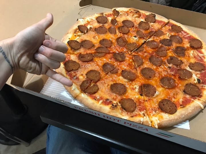 photo of Screamer's Pizzeria Pepperoni Pizza shared by @dominionandchill on  14 Jan 2020 - review