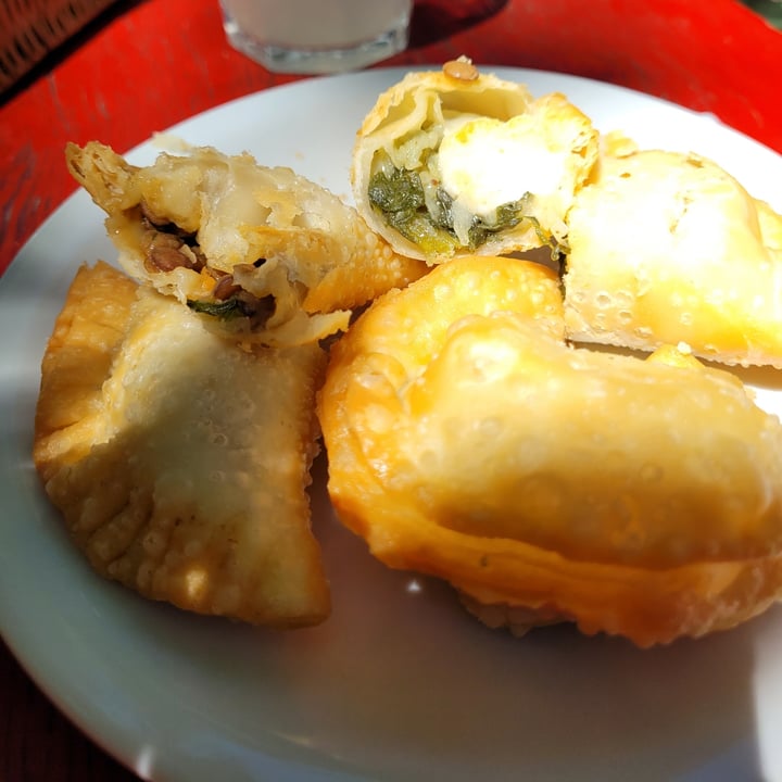 photo of La Vieja Soderia Empanada de lenteja. Menú vegano. shared by @jorjac on  25 Oct 2021 - review