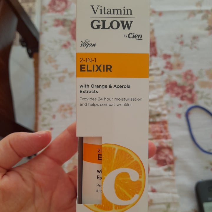 review photo of Cien Vitamin Glow 2 in 1 Elixir shared by @simo1403 on 17 Sep 2022 - review