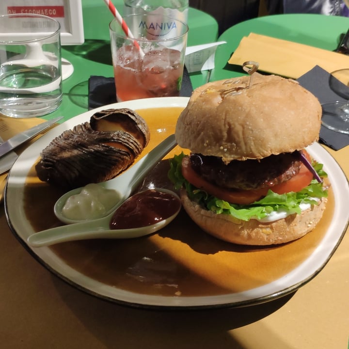 photo of OH! Ficomaeco El Capitan Burger shared by @frenny on  18 Mar 2022 - review