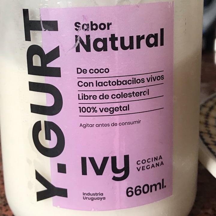 photo of y. gurt yvi yogurt sabor natural shared by @cloesabb on  05 Dec 2022 - review