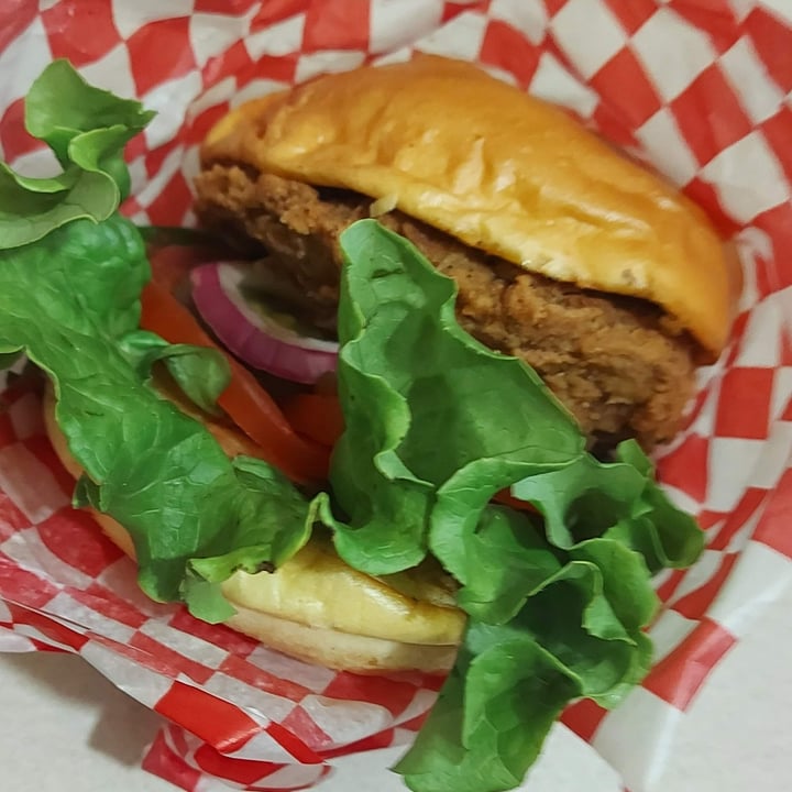 photo of Bring Me Some Chick-eel O’Neil Burger shared by @svraphael88 on  04 Sep 2022 - review