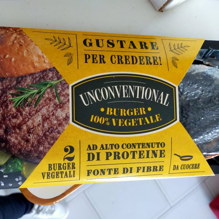 photo of Unconventional Burger Vegetale Classico - Classic Burger shared by @falkenmayerkaren on  07 Mar 2021 - review