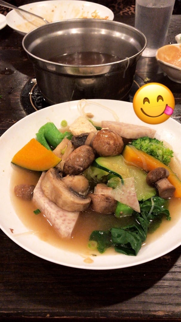 photo of ShabuRo Hot pot shared by @brielleruppert on  12 Jan 2020 - review