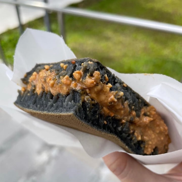 photo of Munchi Delights Charcoal with peanut pancake shared by @cinnamonsticks on  21 Mar 2022 - review