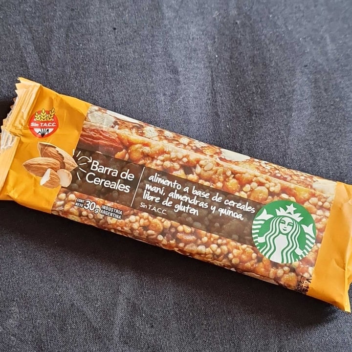 photo of Starbucks Barrita de cereal shared by @joanazarena on  03 Dec 2022 - review