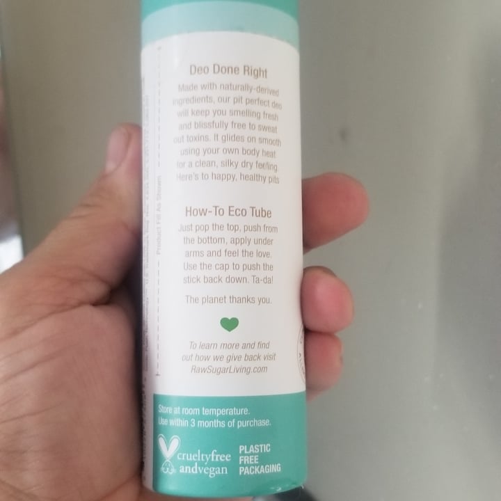 photo of Raw Sugar Cucumber + Chamomile Deodorant shared by @anniemae23 on  02 Apr 2022 - review