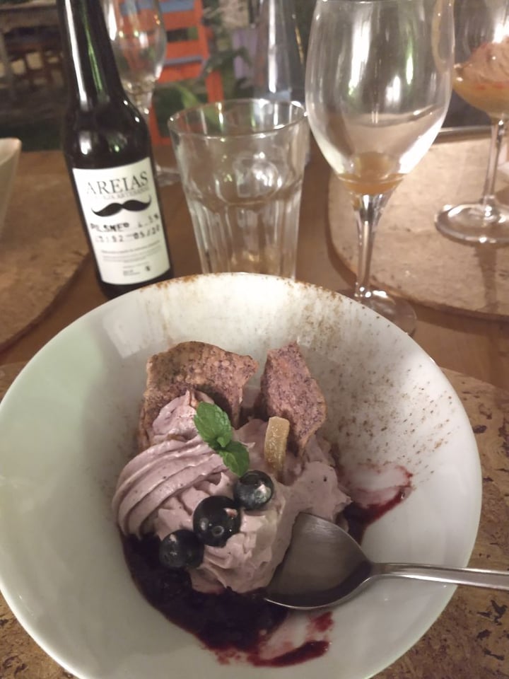 photo of Cor De Tangerina Mousse de alfarroba shared by @davidbayon on  04 Aug 2019 - review