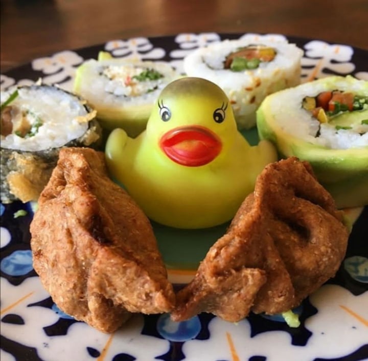 photo of RunAway Sushi Sushi vegano shared by @patitovegan on  09 Mar 2020 - review