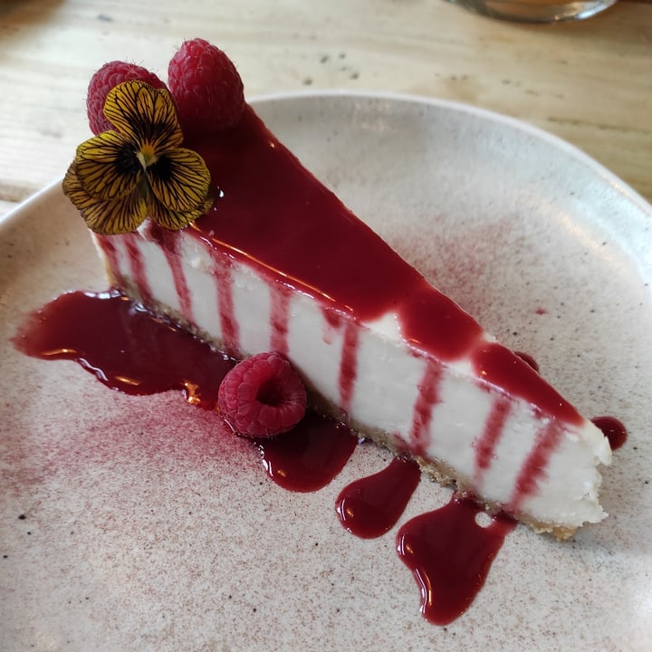 photo of Unity Diner Baked Cheesecake shared by @tuscanvegan on  21 Oct 2021 - review