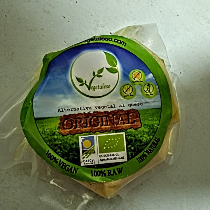 photo of Vegetaleso Queso original shared by @goboline on  21 Nov 2021 - review