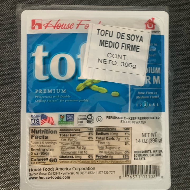 photo of House Foods Tofu de soya medio firme shared by @zaingel on  16 Nov 2021 - review