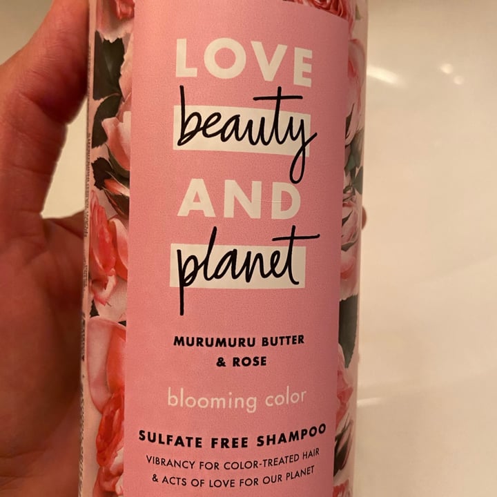 photo of Love Beauty and Planet Manteiga de Murumuru & Rosa Shampoo shared by @bella05 on  27 Jun 2020 - review