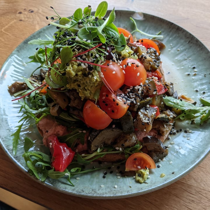 review photo of SOUL - Vegan Coffee Bar Gegrilltes Antipasti Gemüse shared by @fl0 on 25 Apr 2022 - review